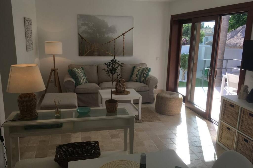 Costabella -villa Mit Pool Zur Alleinbenutzung Vakantiehuis *
